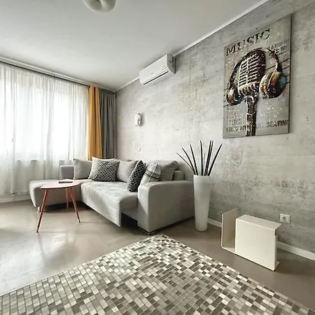 Urban Oasis: Stylish Retreat Zagreb Exterior photo